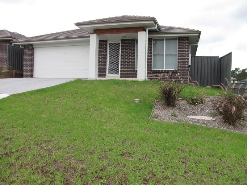 36 Nowlan Crescent, Singleton NSW 2330