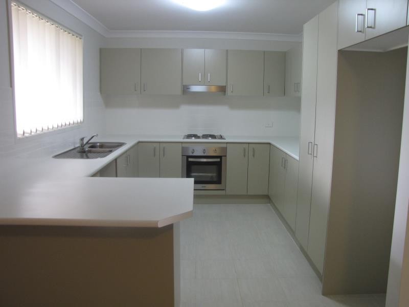 8 Jeune Street, Muswellbrook NSW 2333