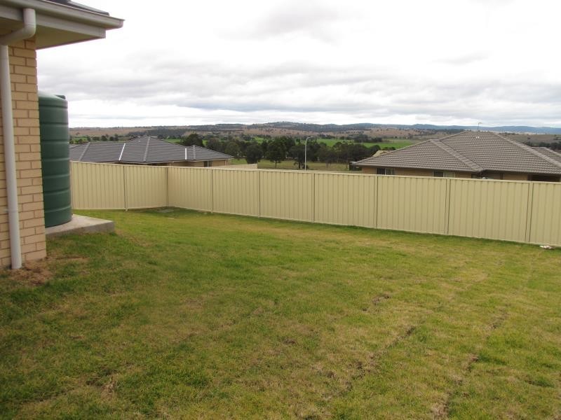 8 Jeune Street, Muswellbrook NSW 2333