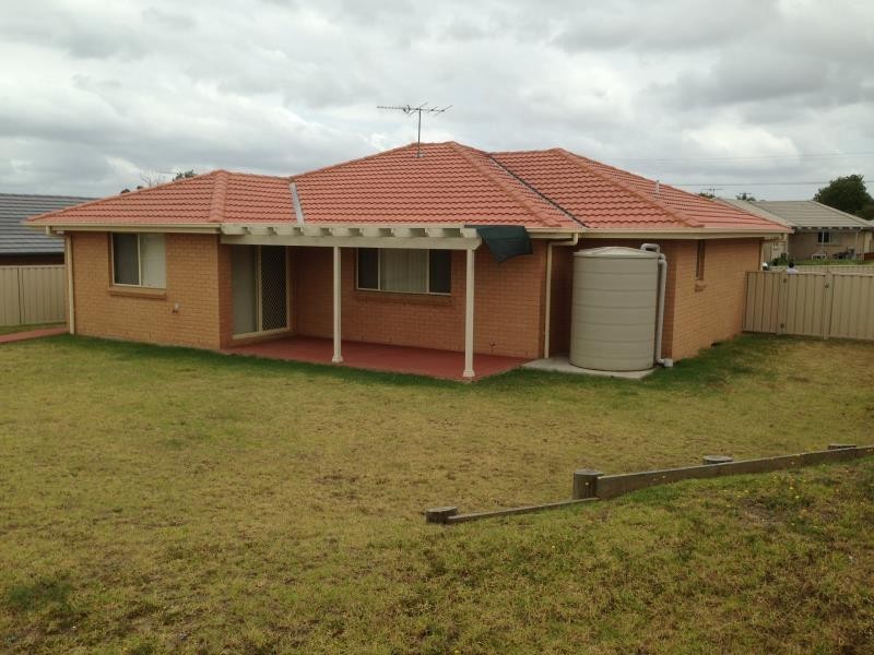 33 Devon Street, Greta NSW 2334