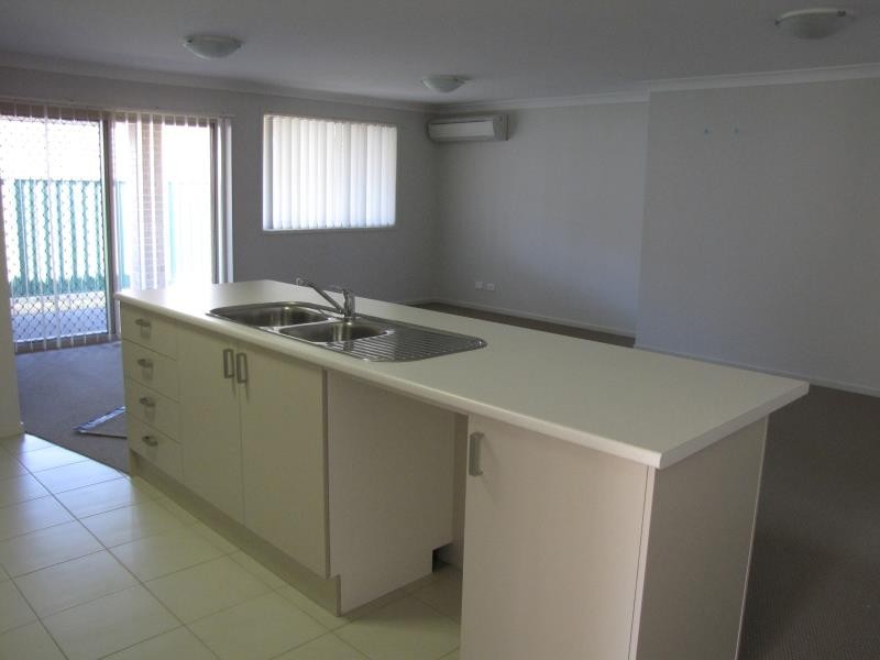 14 Lambkin Street, Hunterview NSW 2330