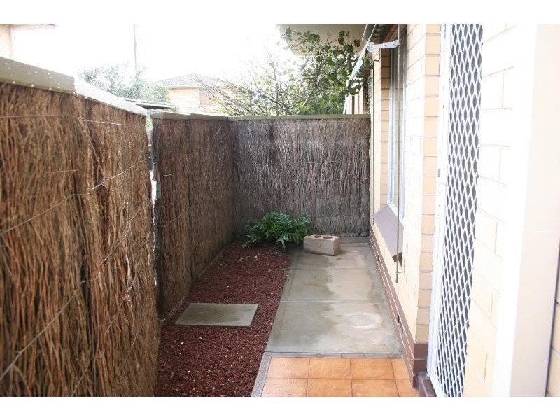 2/4 Comaum Street, St Marys SA 5042