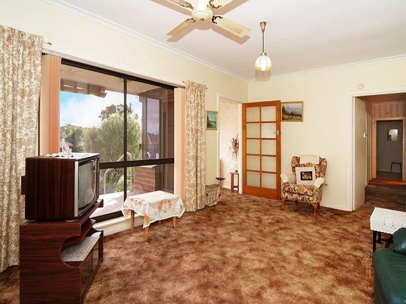 4 Brodie Crescent, Christies Beach SA 5165