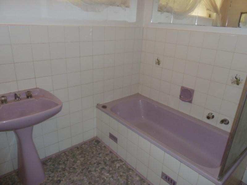 2 Canberra Crescent, Valley View SA 5093