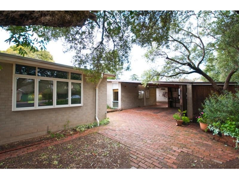 1 Sidney Place, Hazelwood Park SA 5066