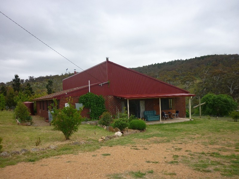 51 Snowy Creek Ave, Cooma NSW 2630