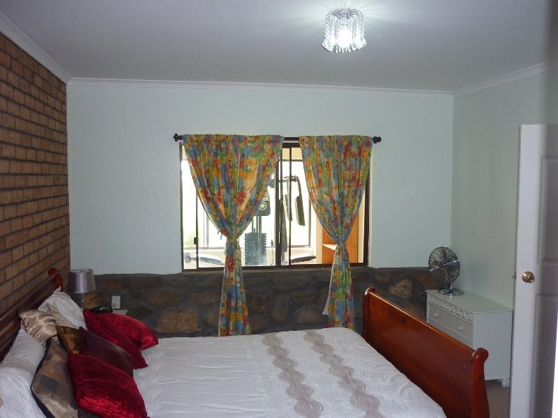 51 Snowy Creek Ave, Cooma NSW 2630