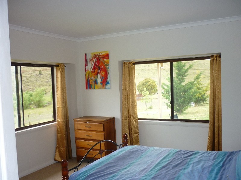 51 Snowy Creek Ave, Cooma NSW 2630
