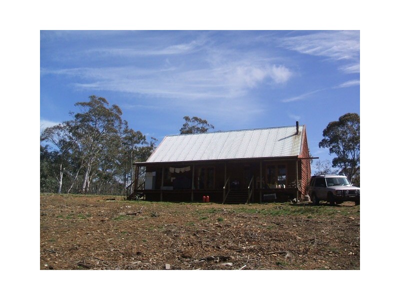 48 Kennedys Road, Adaminaby NSW 2629