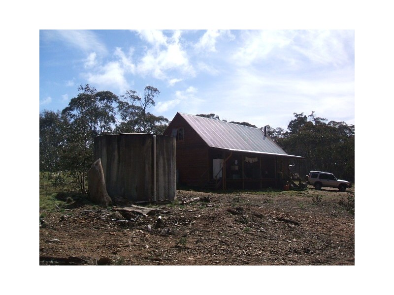 48 Kennedys Road, Adaminaby NSW 2629