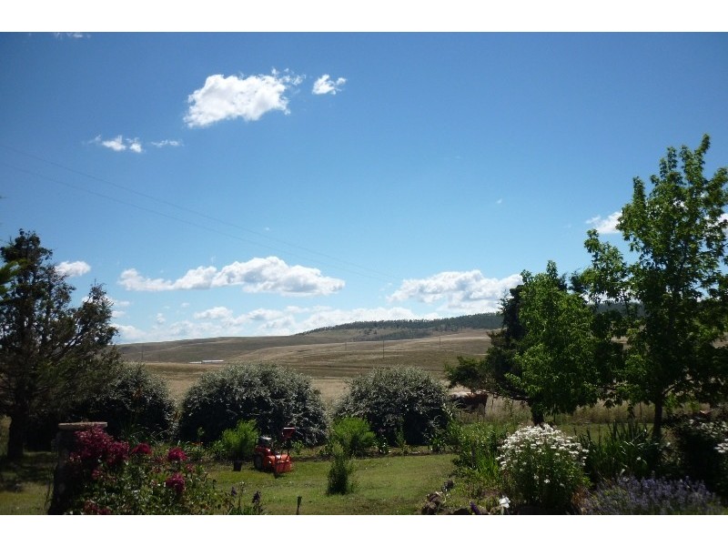 30 Spring Road, Cooma NSW 2630