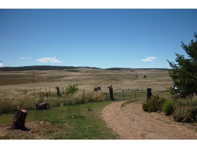 30 Spring Road, Cooma NSW 2630