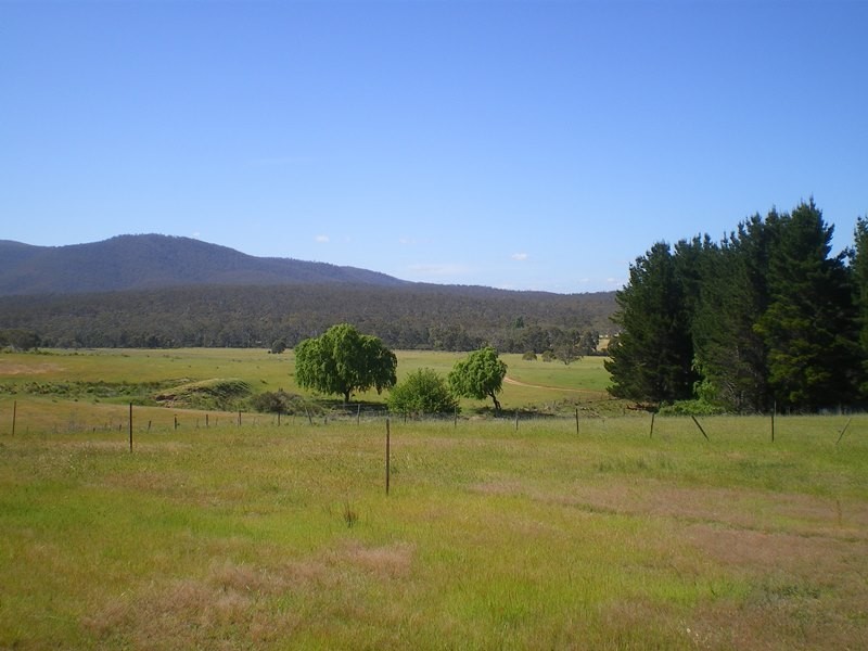 120 Peak View Road, Numeralla NSW 2630