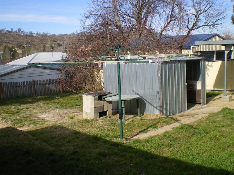 10 Norman Dykes Avenue, Cooma NSW 2630
