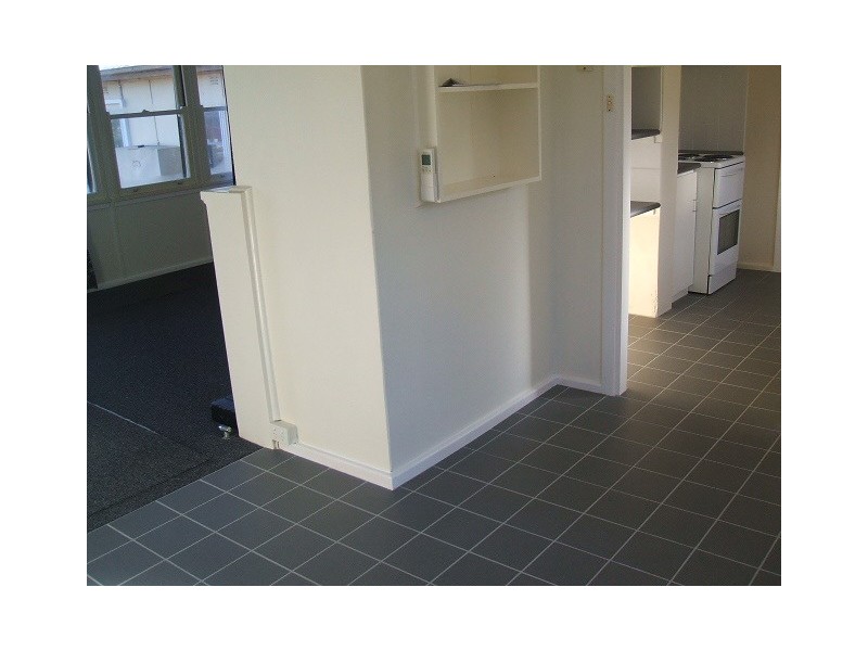 2/36 Baron Street, Cooma NSW 2630