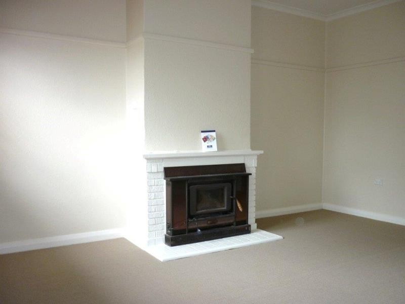 14A Bradley Street, Cooma NSW 2630