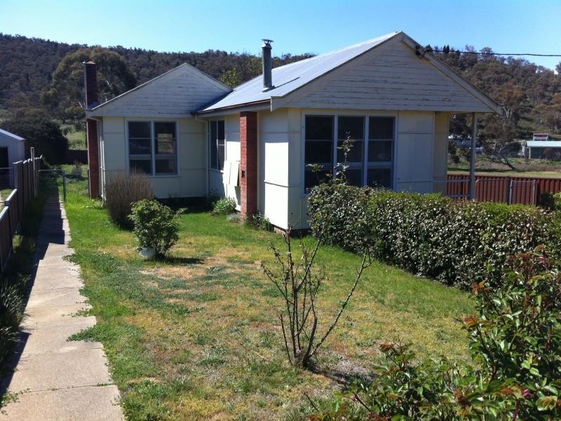 25a Vulcan Street, Cooma NSW 2630