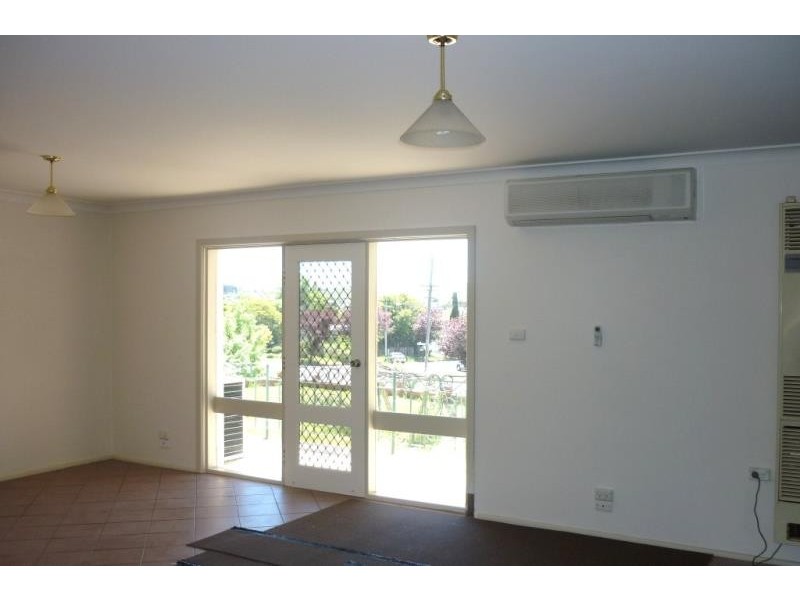 48 Victoria Street, Cooma NSW 2630