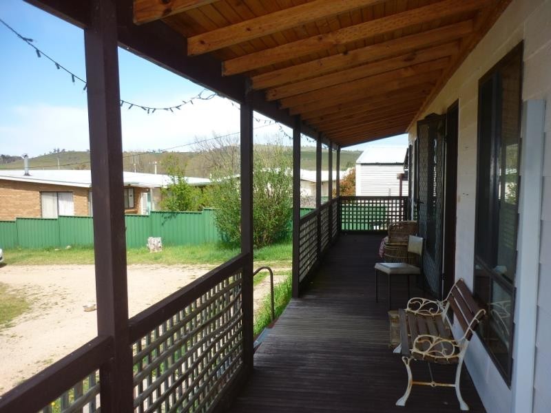 25 Stoke Street, Adaminaby NSW 2629