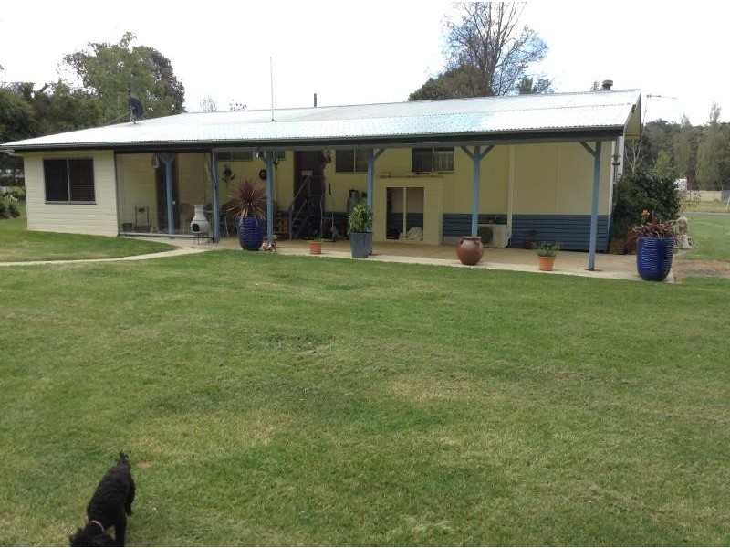 20 Nichol Street, Bendoc VIC 3888