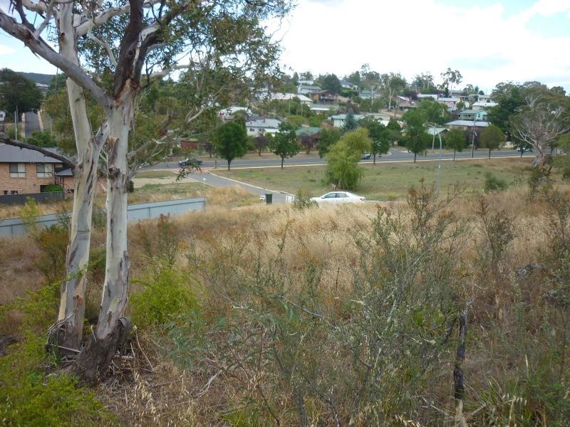 6 Rutledge Place, Cooma NSW 2630