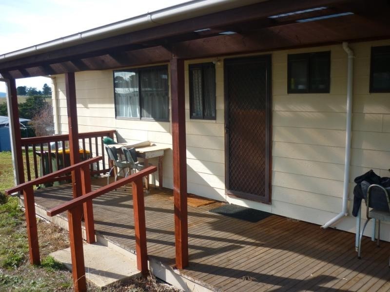 27 Stoke Street, Adaminaby NSW 2629