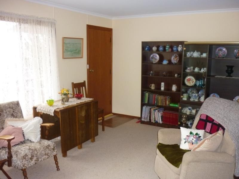 27 Stoke Street, Adaminaby NSW 2629