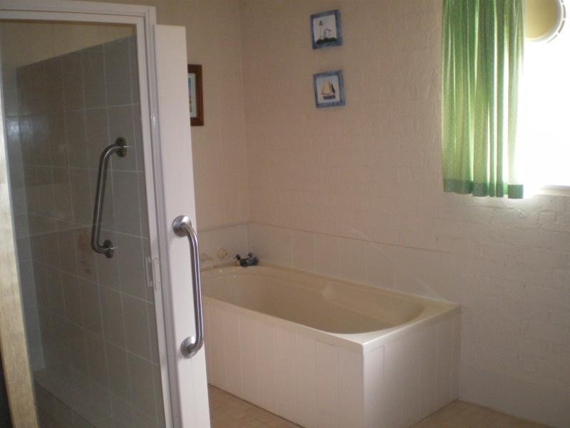 8 Kaufline Close, Cooma NSW 2630