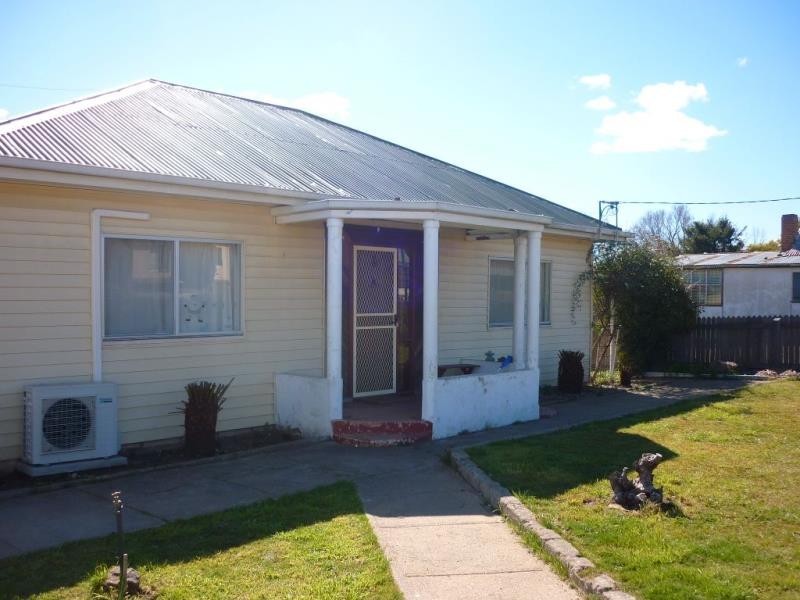 83 Maybe Street, Bombala NSW 2632