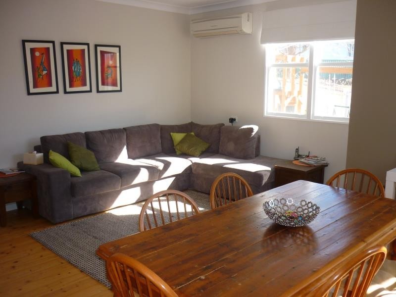 35 Baroona Ave, Cooma NSW 2630