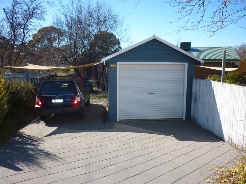 35 Baroona Ave, Cooma NSW 2630