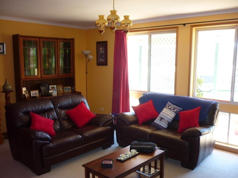 2 Denison Street, Cooma NSW 2630