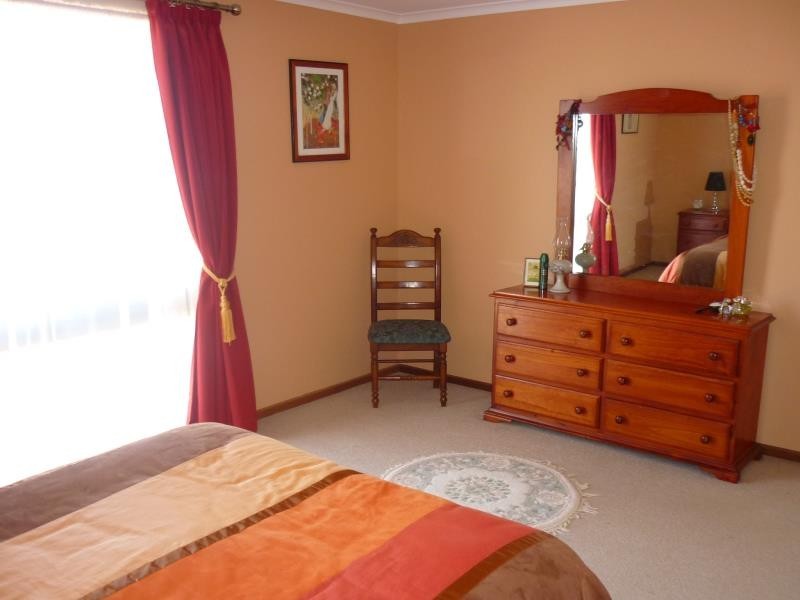 2 Denison Street, Cooma NSW 2630