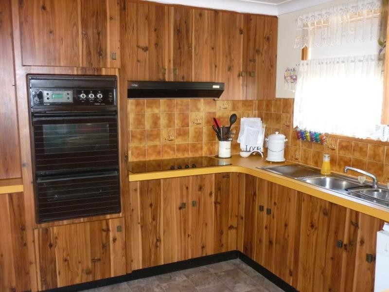 24 Tulong Avenue, Cooma NSW 2630