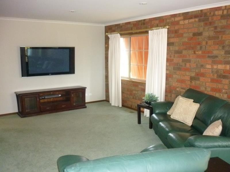 40 Chapman Street, Cooma NSW 2630