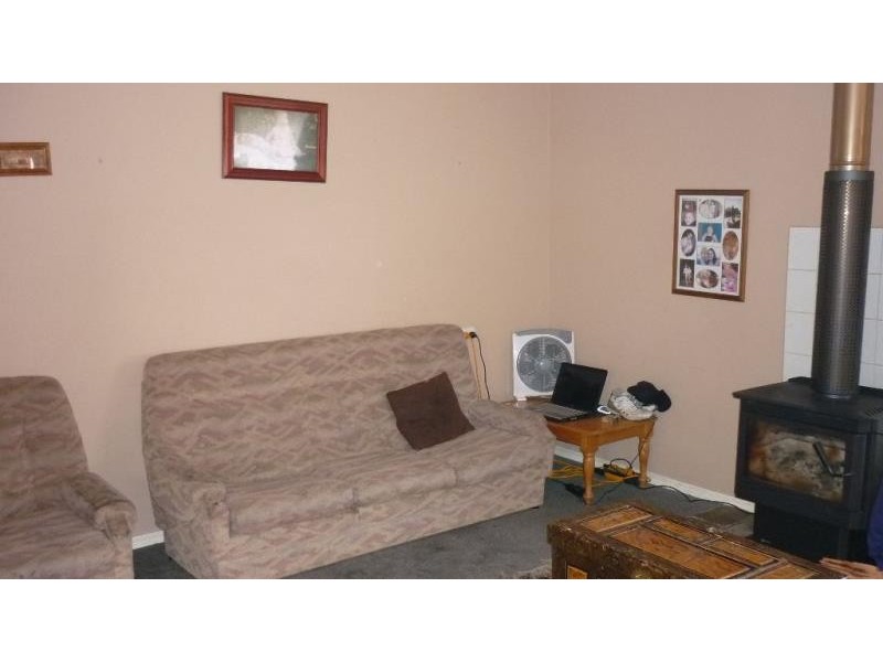 12 Wooran Street, Cooma NSW 2630