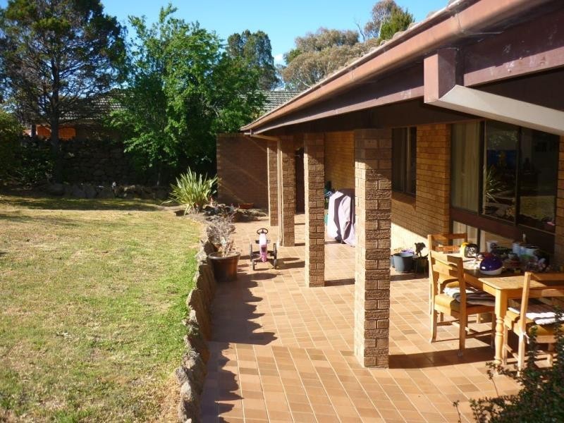 10 Karawatha Circuit, Cooma NSW 2630