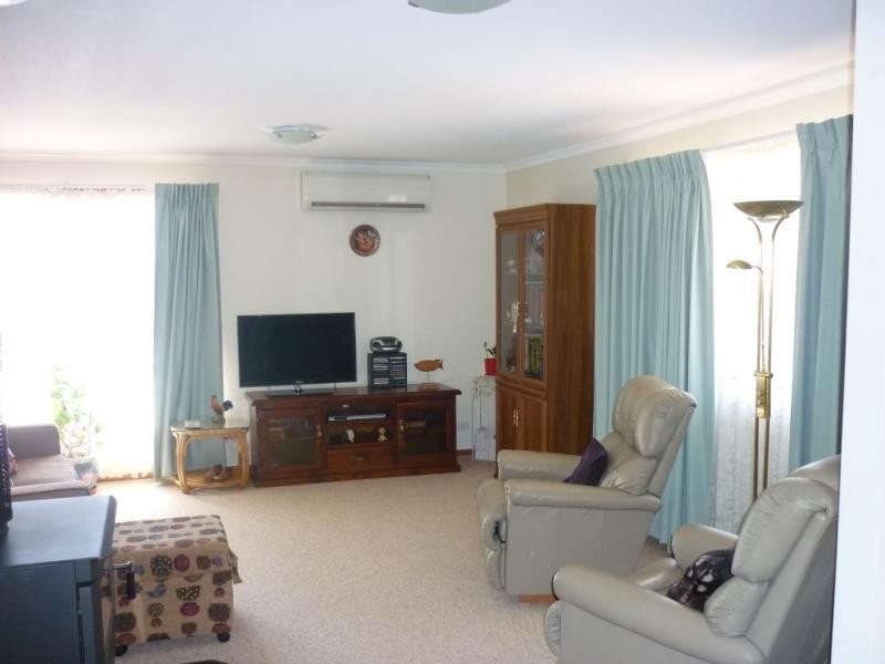 6 Balli Place, Cooma NSW 2630