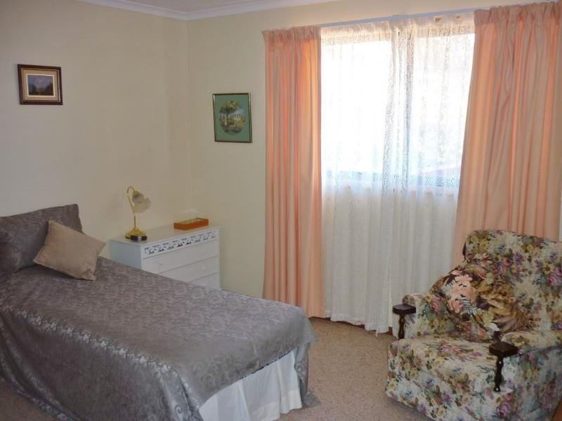 6 Balli Place, Cooma NSW 2630