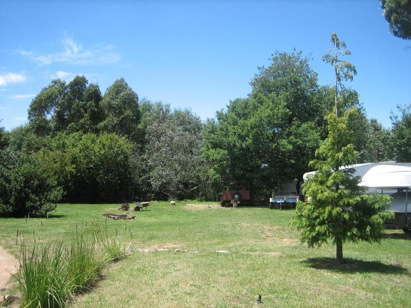 2 Dension Street, Old Adaminaby NSW 2629