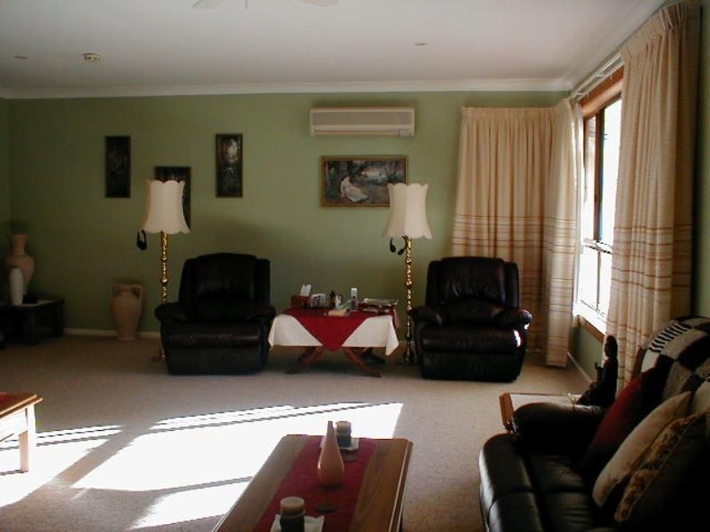 34 Bent Street, Cooma NSW 2630