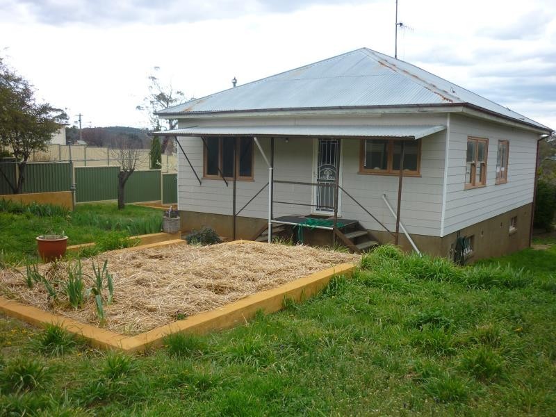 59 Hill Street, Cooma NSW 2630