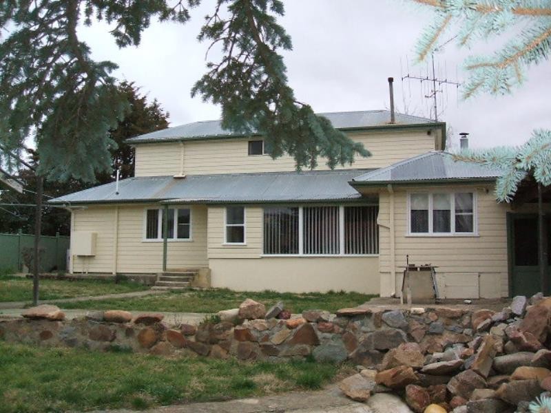 27 Bolton Street, Berridale NSW 2628