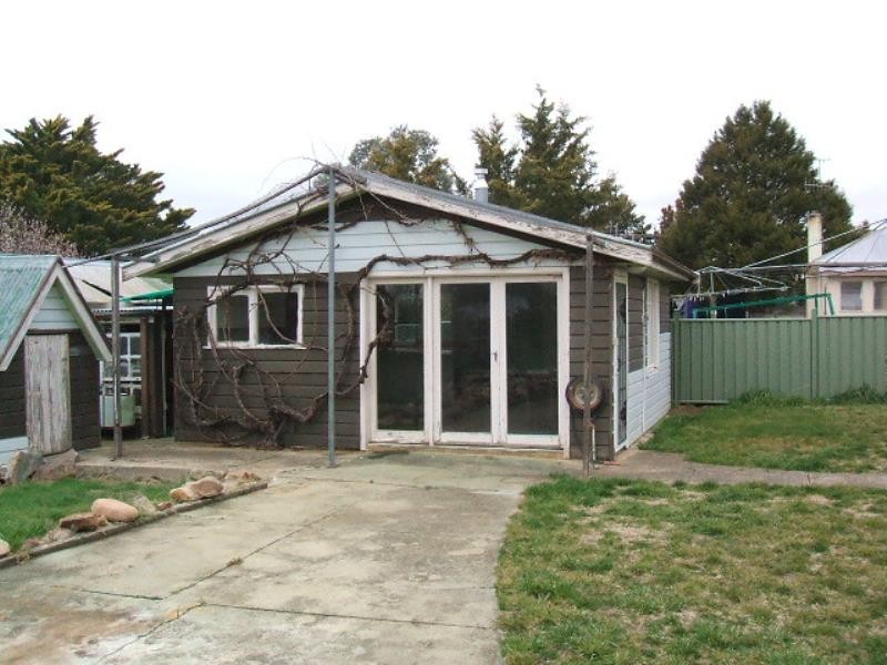 27 Bolton Street, Berridale NSW 2628