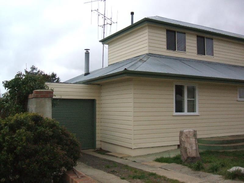 27 Bolton Street, Berridale NSW 2628