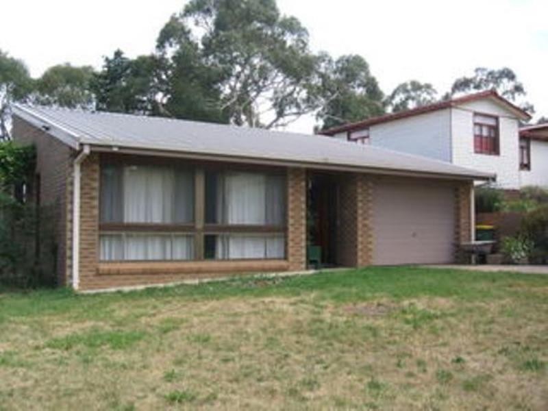 37 Orana Ave, Cooma NSW 2630