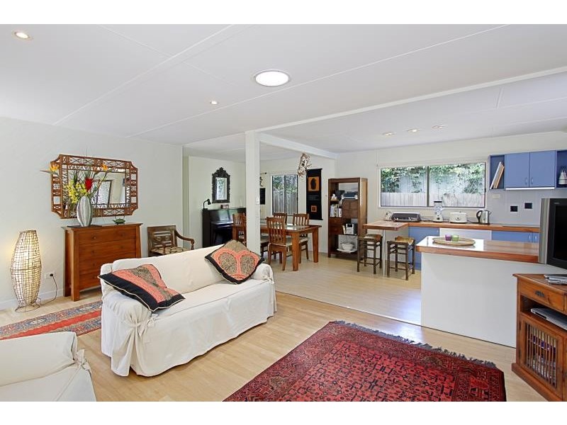 8 Glasgow Street, Suffolk Park NSW 2481