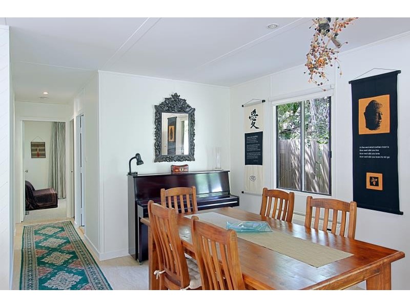 8 Glasgow Street, Suffolk Park NSW 2481