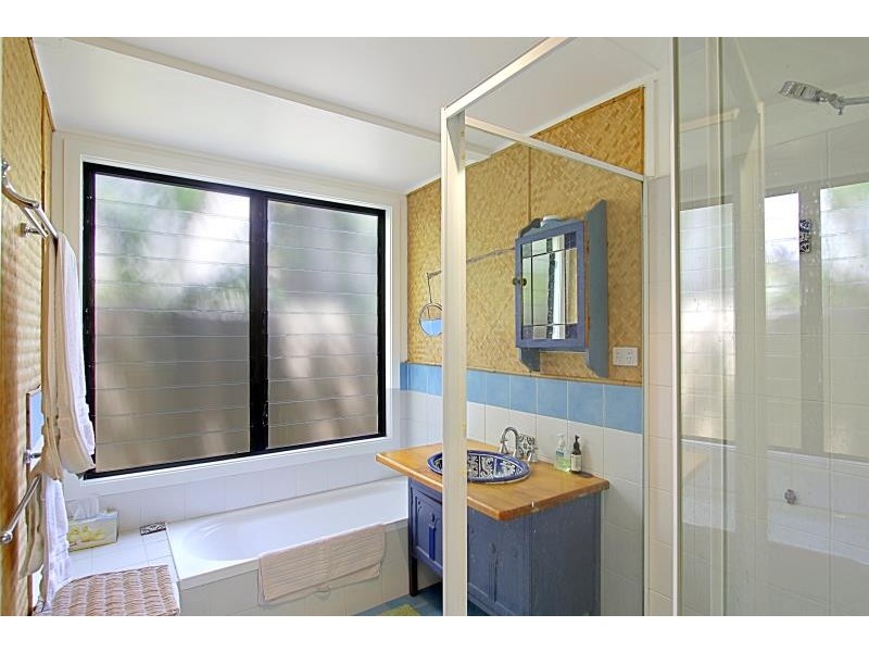 8 Glasgow Street, Suffolk Park NSW 2481