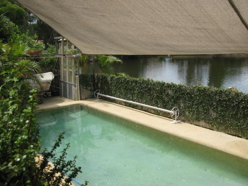 4 Larelar Court, Ocean Shores NSW 2483